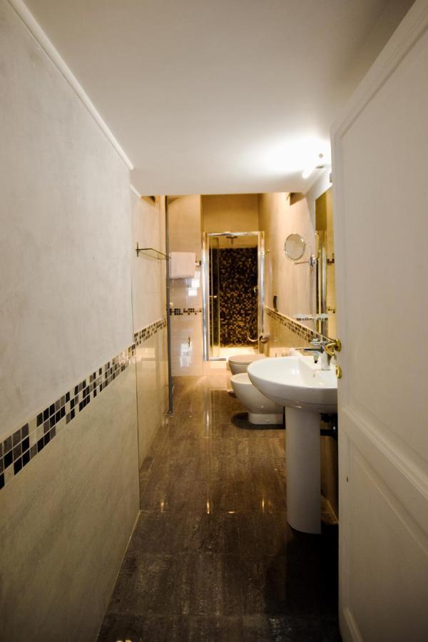 Navona Secret Stay Guest House روما المظهر الخارجي الصورة