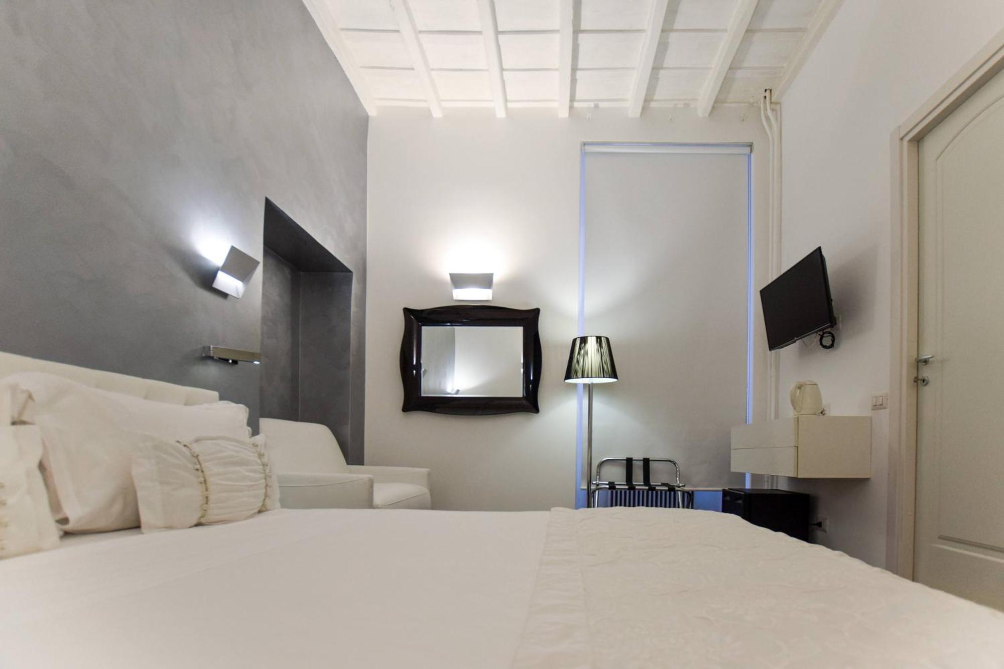 Navona Secret Stay Guest House روما المظهر الخارجي الصورة